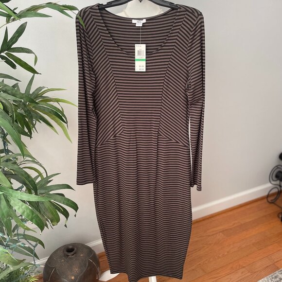 Bar III Slim Fit Dress, Size L, Long Sleeve, Black and Gray, 5% Spandex, New Tag - Picture 3 of 5